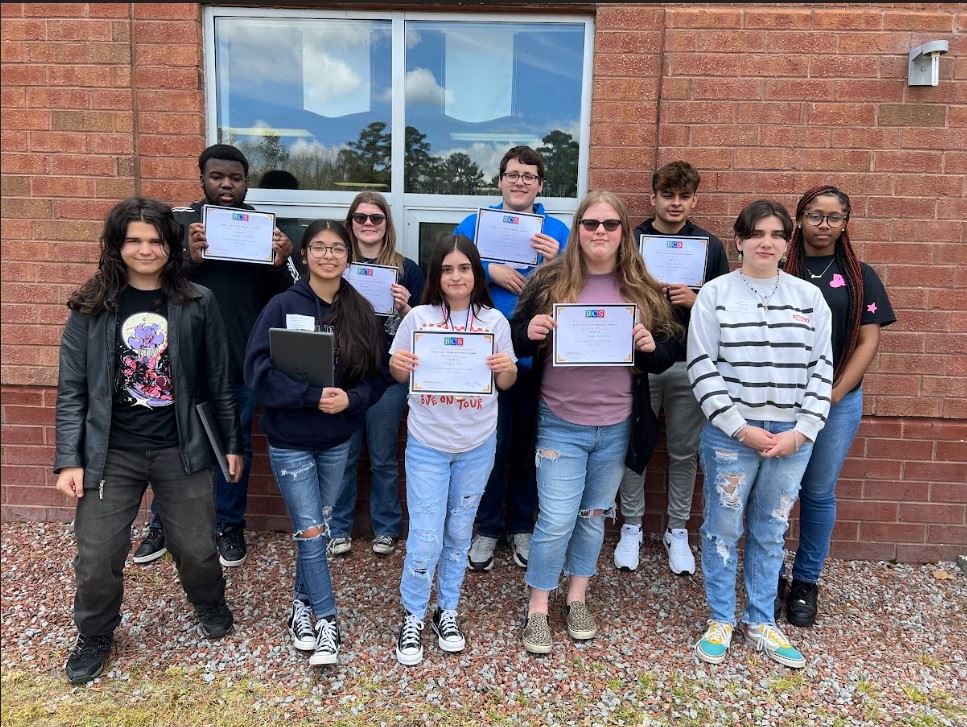  Group picture of students